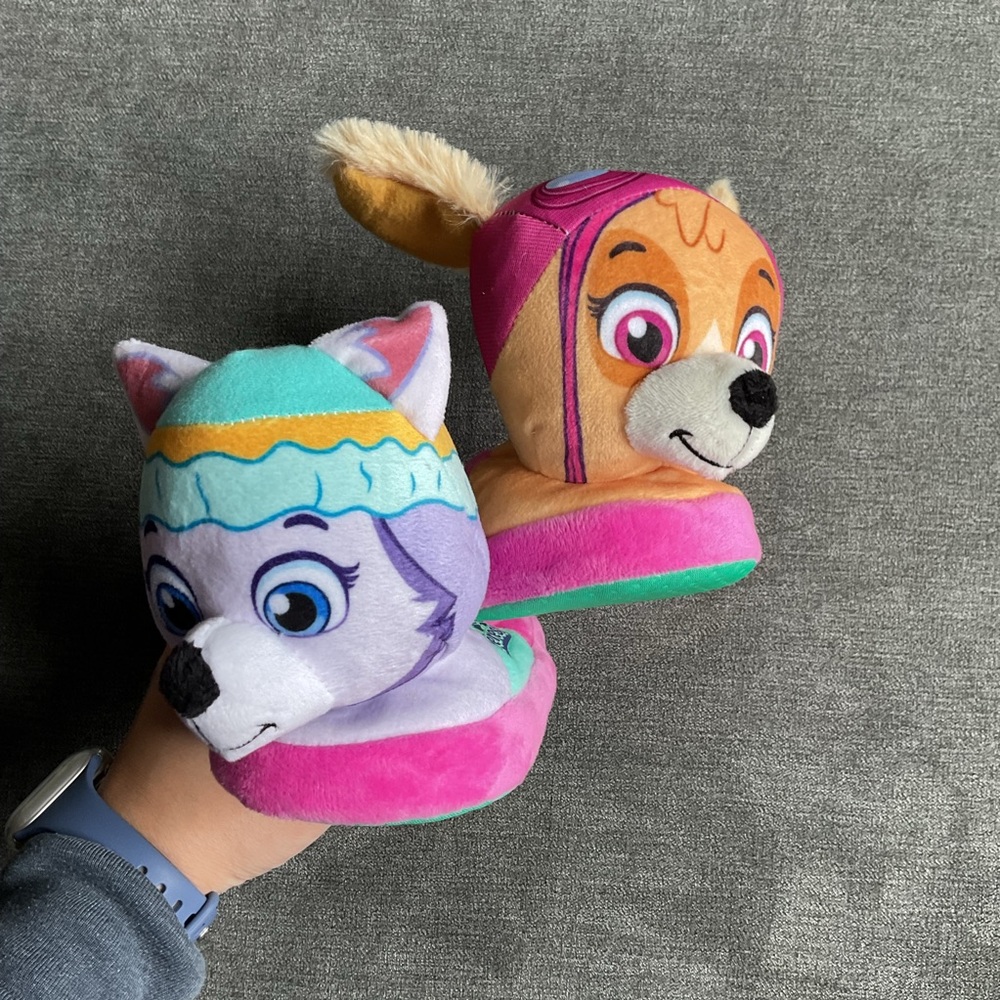 Girls paw patrol slippers